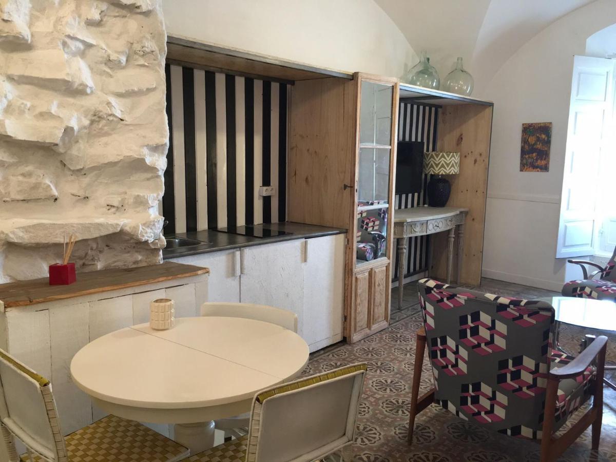 Apartamentos Tukasa Vintage Caces Eksteriør bilde